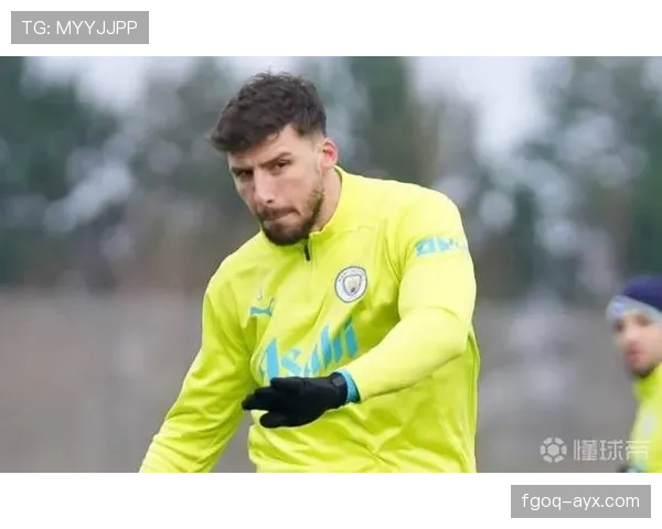 鲁本·迪亚斯防守稳健，扛起曼城后防大旗