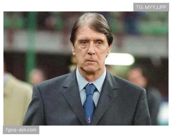 马尔蒂尼：足坛不朽传奇，影响力跨越时代延续至今